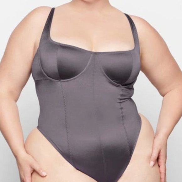 SKIMS Tops Skims Stretch Satin Underwire Thong Bodysuit Armor